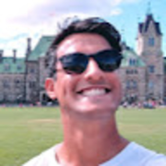 Meet your Posher, Cris - Picture 1 of 1